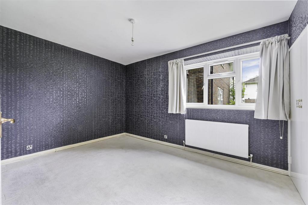 COURTLANDS CRESCENT, 102- (13).jpg