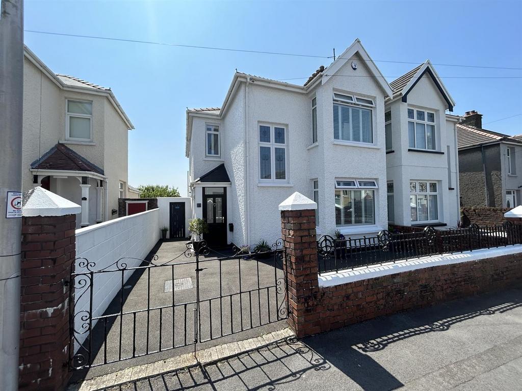 Stradey Park Avenue, Llanelli 4 bed semidetached house for sale £365,000