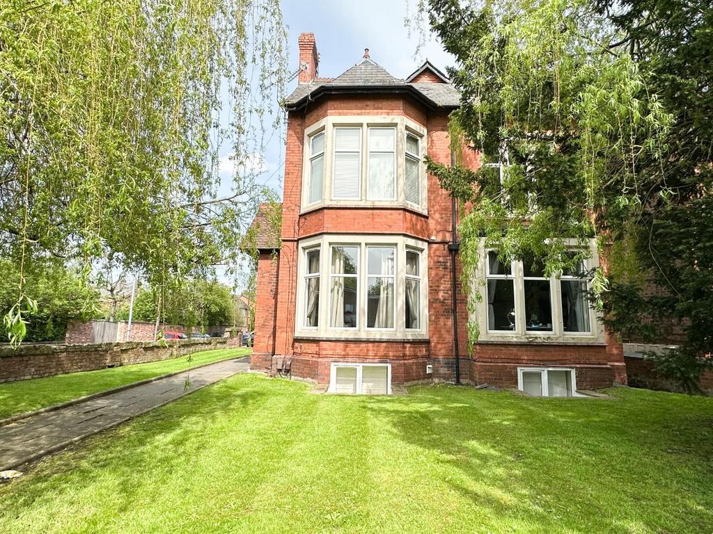 Barlow Moor Road, West Didsbury 1 bed apartment for sale £210,000