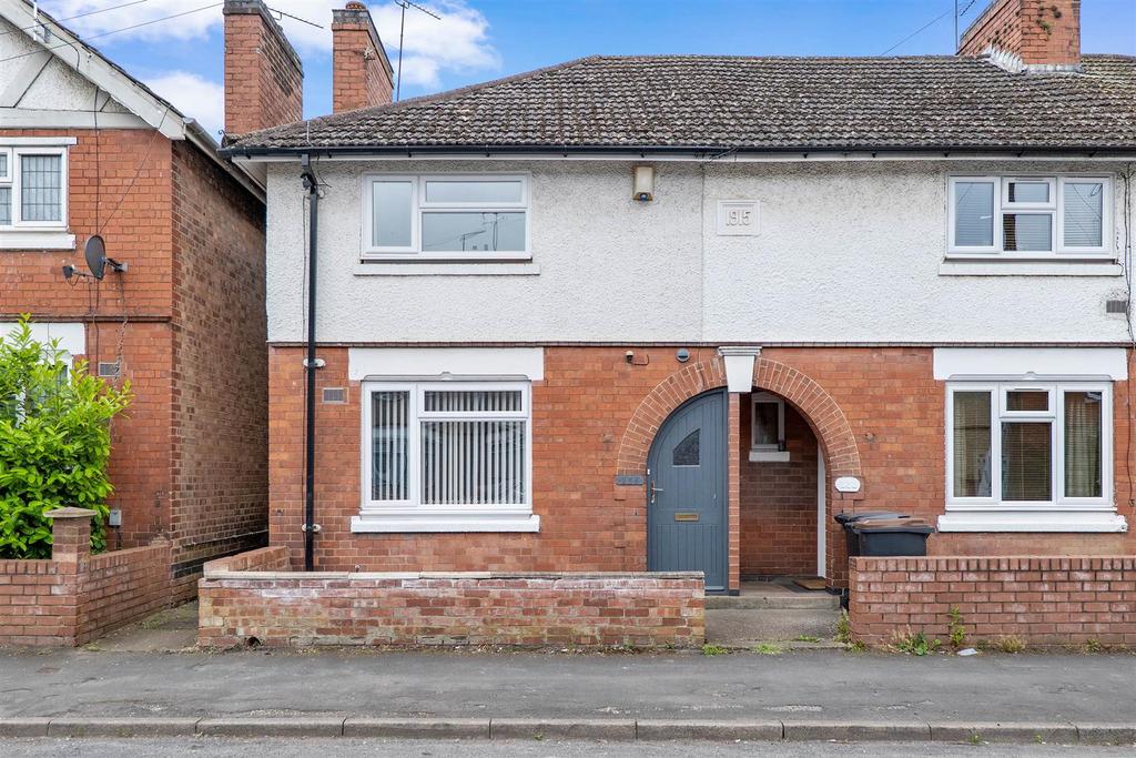 Wootton Street, Bedworth 2 bed end of terrace house £159,950