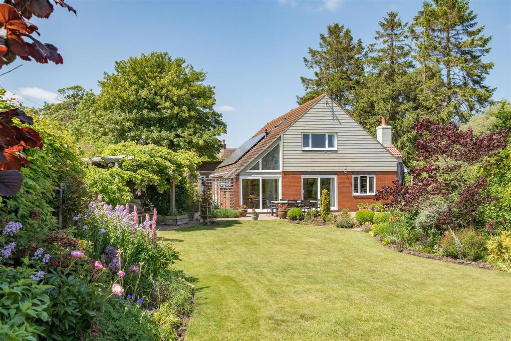 Colyford, Colyton 3 bed detached house for sale £725,000
