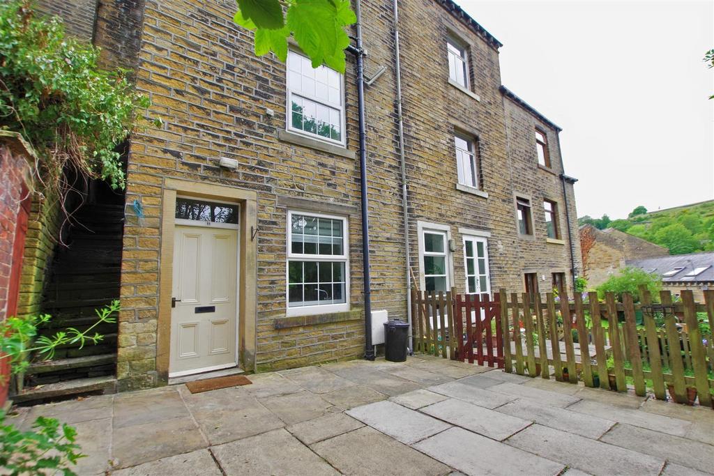 Halifax Lane, Luddenden, Halifax 2 bed house for sale £170,000