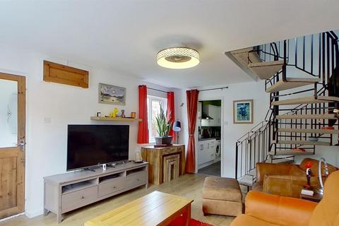 43 Downland, Two Mile Ash, Milton Keynes, MK8 8HU