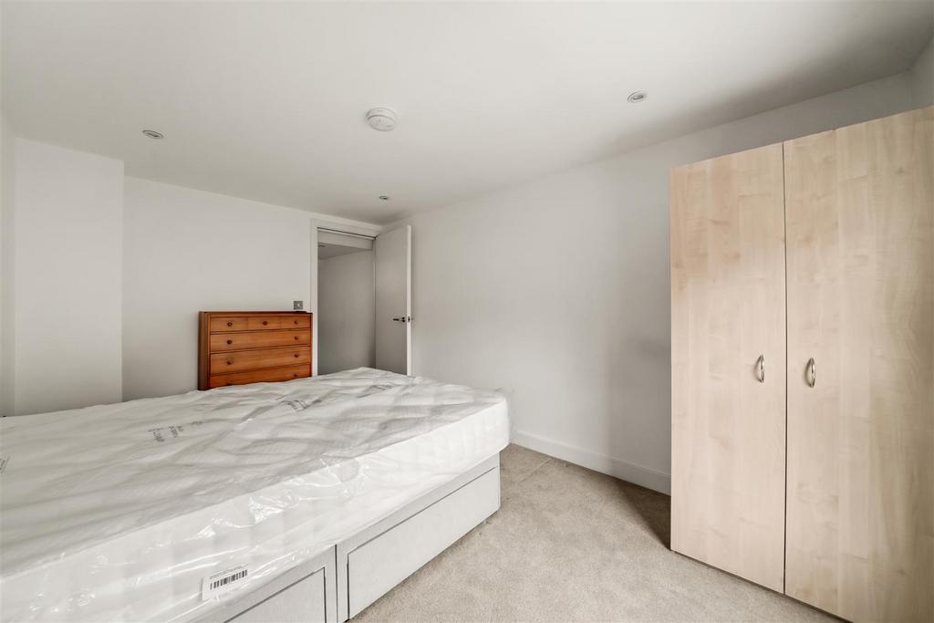 Flat 1-2, 88 Elm Park - SEWAsun KAr7 CJlg T3 Jg Y.jpg