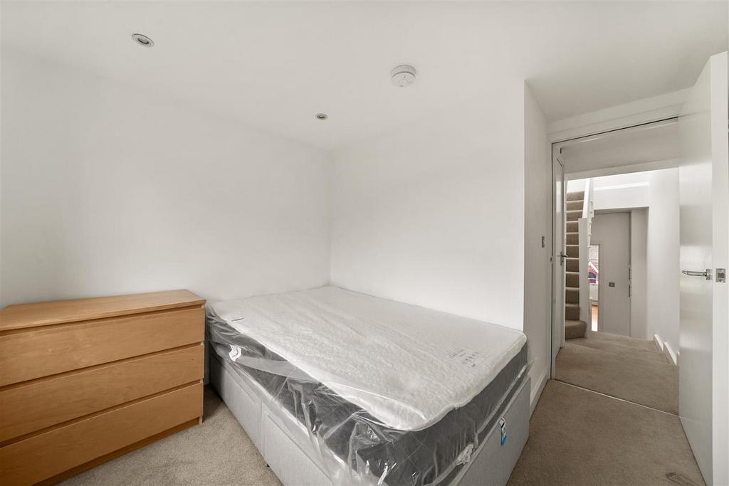 Flat 1-2, 88 Elm Park - 5p F6q XC4yj N0ab NDDLQD - Cop