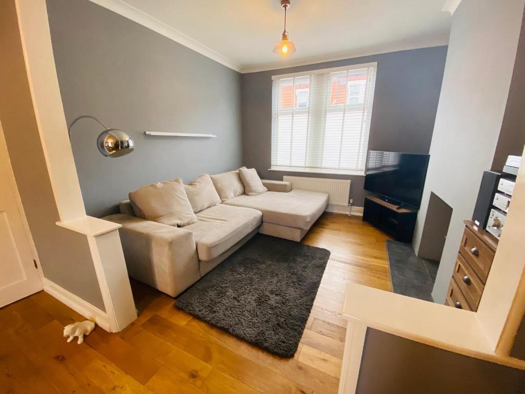 Allen Road, Abington, Northampton NN1 2 bed terraced house for sale £