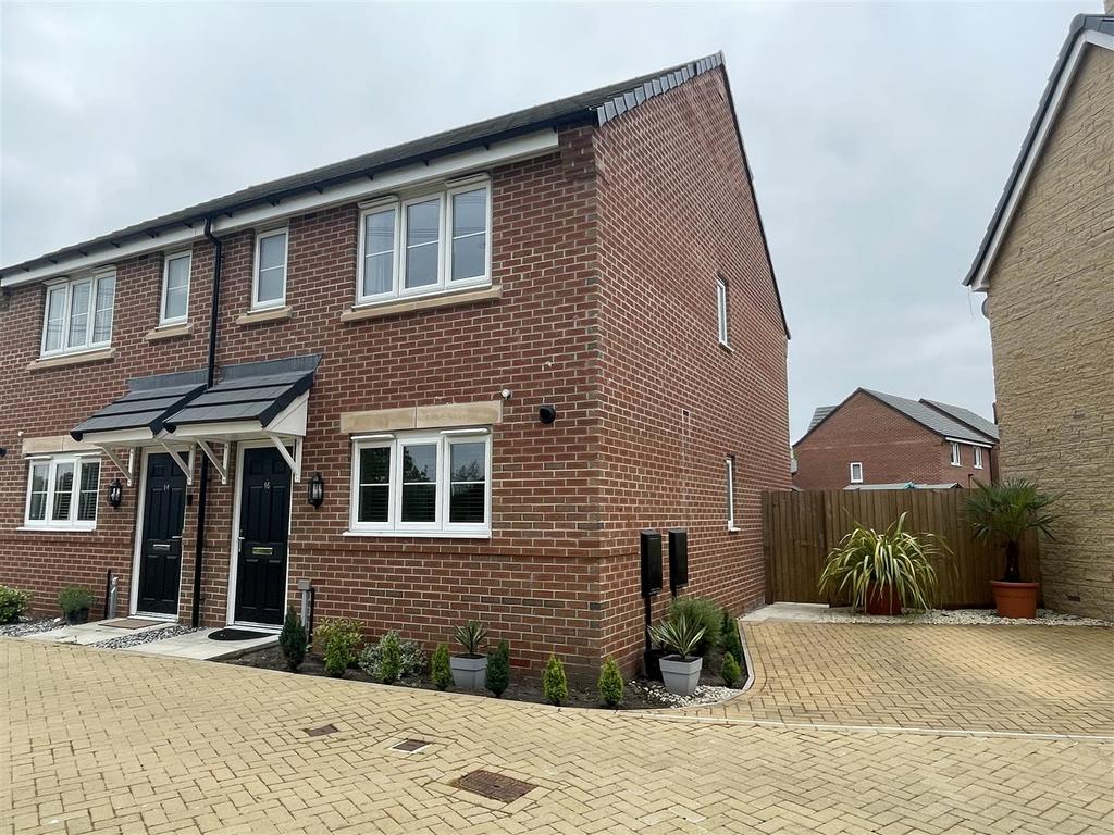 Spence Close, Anstey 3 bed semidetached house for sale £279,950