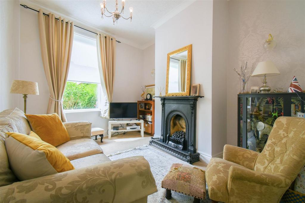 Hope Terrace, Blackburn 2 bed terraced house £130,000