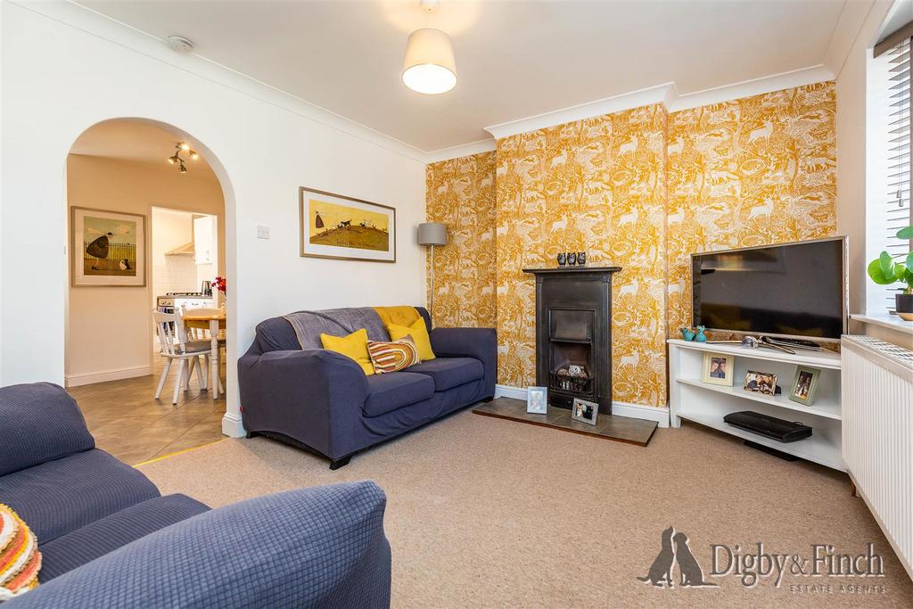 Cropwell Road, RadcliffeOnTrent, Nottingham 2 bed house £250,000