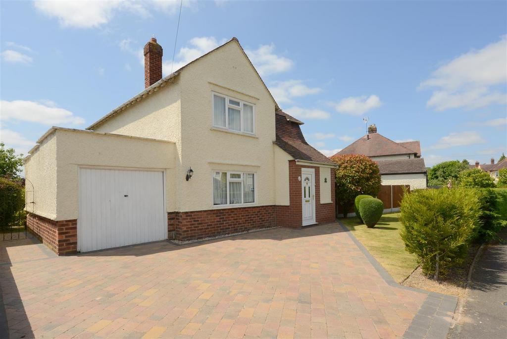 Westlands Road, Copthorne, Shrewsbury 3 bed detached house for sale £