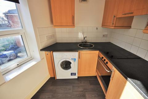 2 bedroom apartment to rent - Kitchener Street, York