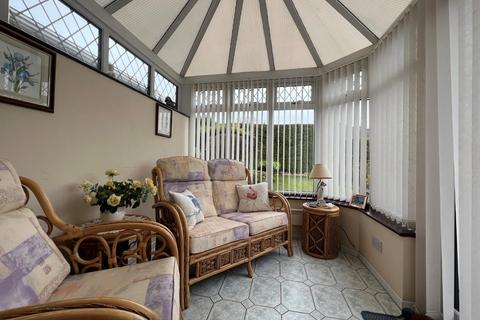 20 Dingle View, Dudley, DY3 3LF