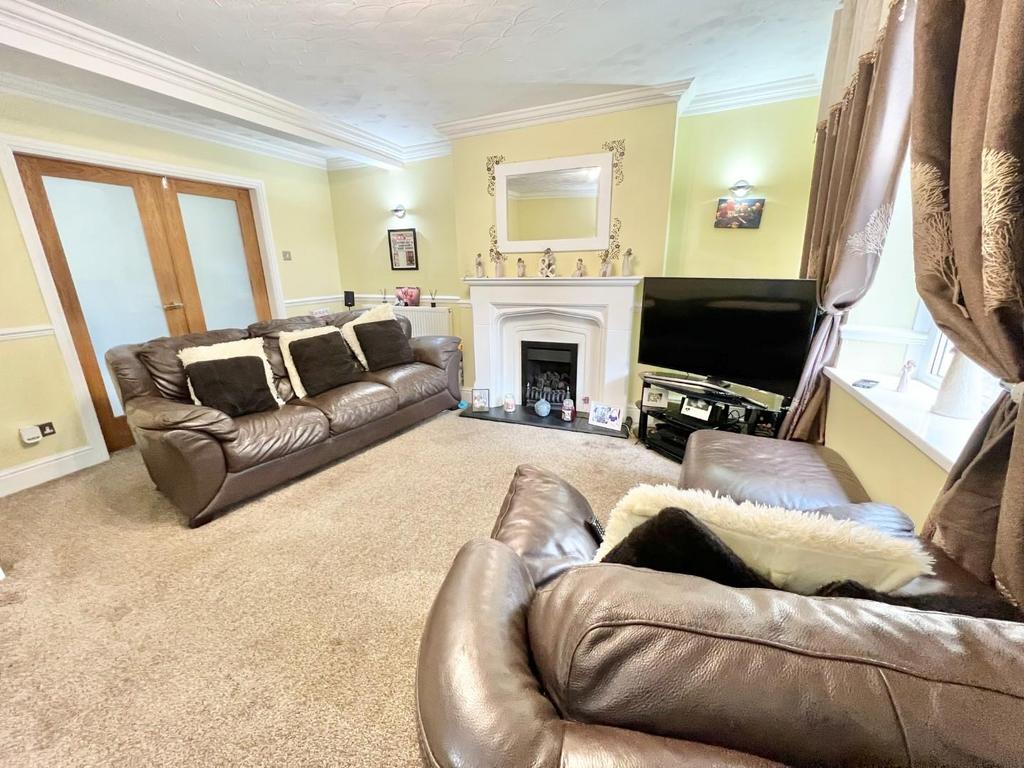 Church Hill, Crook 2 bed detached house for sale £150,000