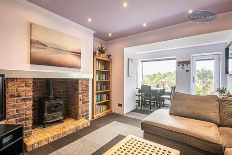 2 bedroom cottage for sale - New Houses, Green Moor, Sheffield
