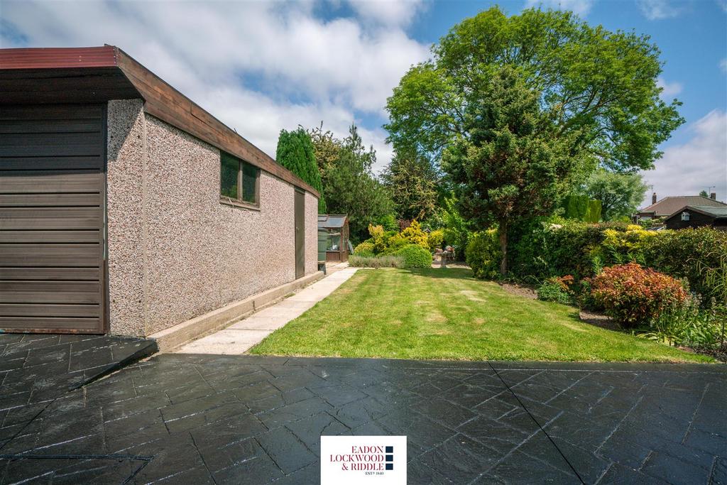 Rear Garden 1.jpg