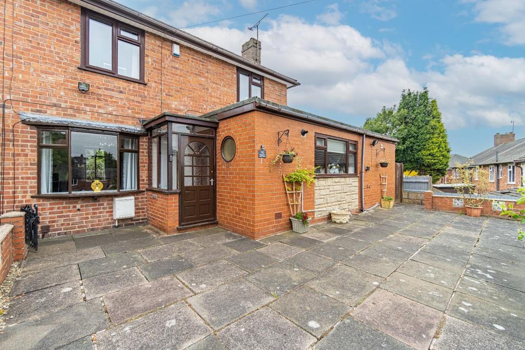 Brookdale, Lower Gornal 3 bed semidetached house £220,000