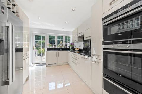 52a Church Road, Chavey Down, Ascot, SL5 8RR
