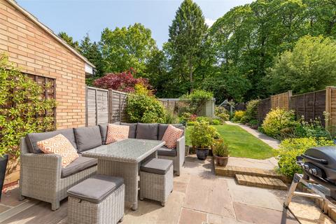 52a Church Road, Chavey Down, Ascot, SL5 8RR