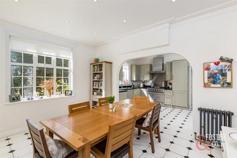 409 Ditchling Road, Brighton, BN1 6XB