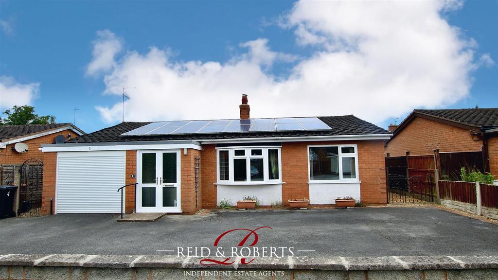 Ffordd Celyn, Sychdyn, Mold 3 bed detached bungalow for sale £260,000