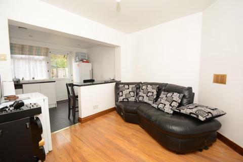 20 Holyrood Avenue, Harrow, HA2 8TP