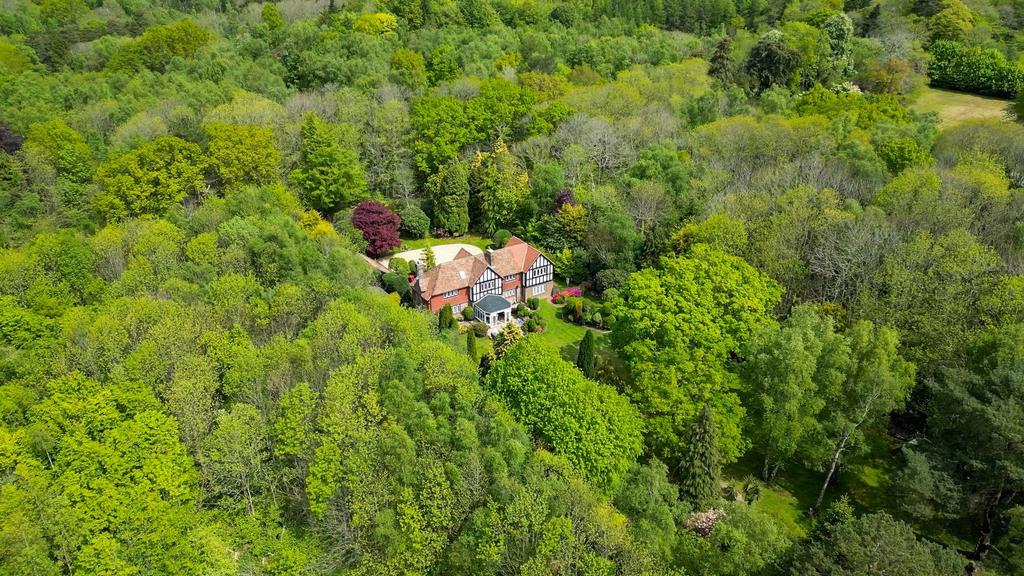 Powdermill Lane, Battle 4 bed detached house £1,500,000