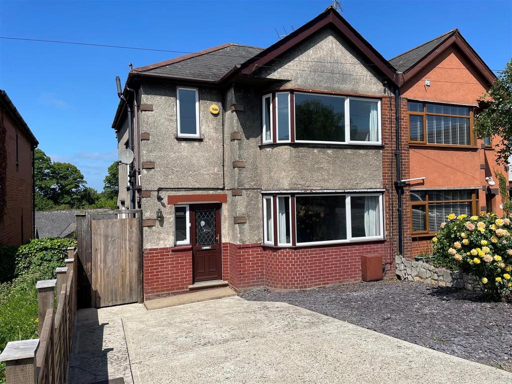 Ipswich Road, Colchester 3 bed semidetached house for sale £300,000