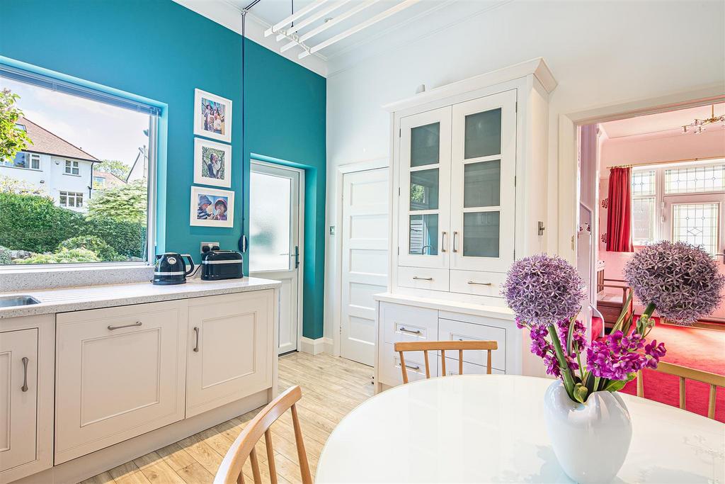 Kitchen 3