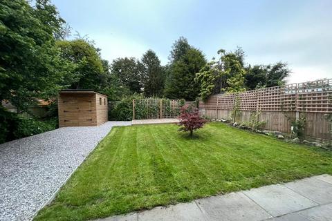 10 Levens Drive, Leyland, PR25 5SS