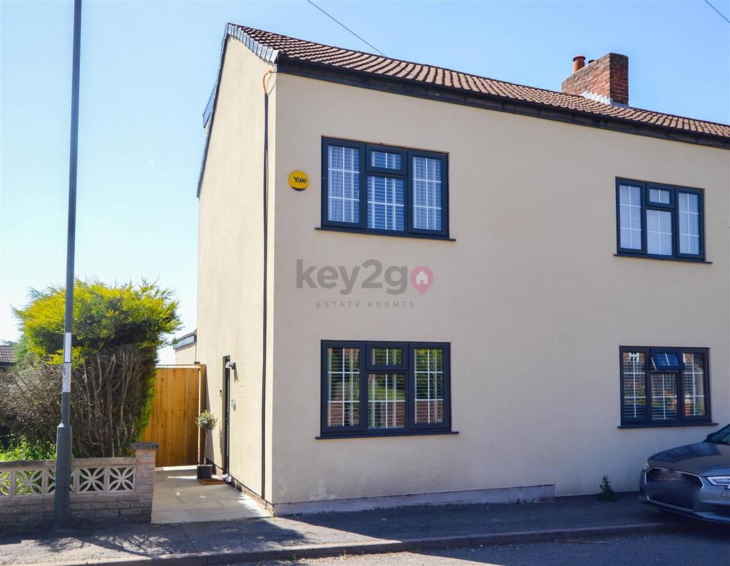Upperthorpe Road, Killamarsh, Sheffield, S21 2 bed semidetached house