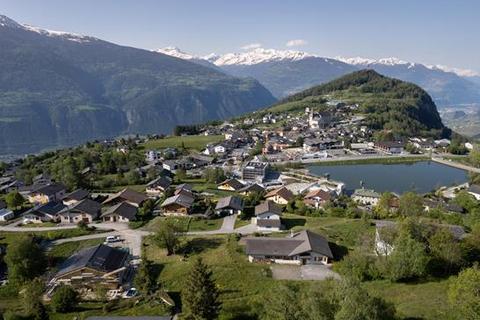 Land, Crans-Montana, Valais