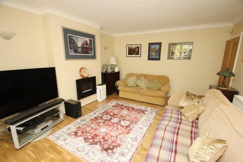 24 Turnpike Drive, Orpington, BR6 7SJ