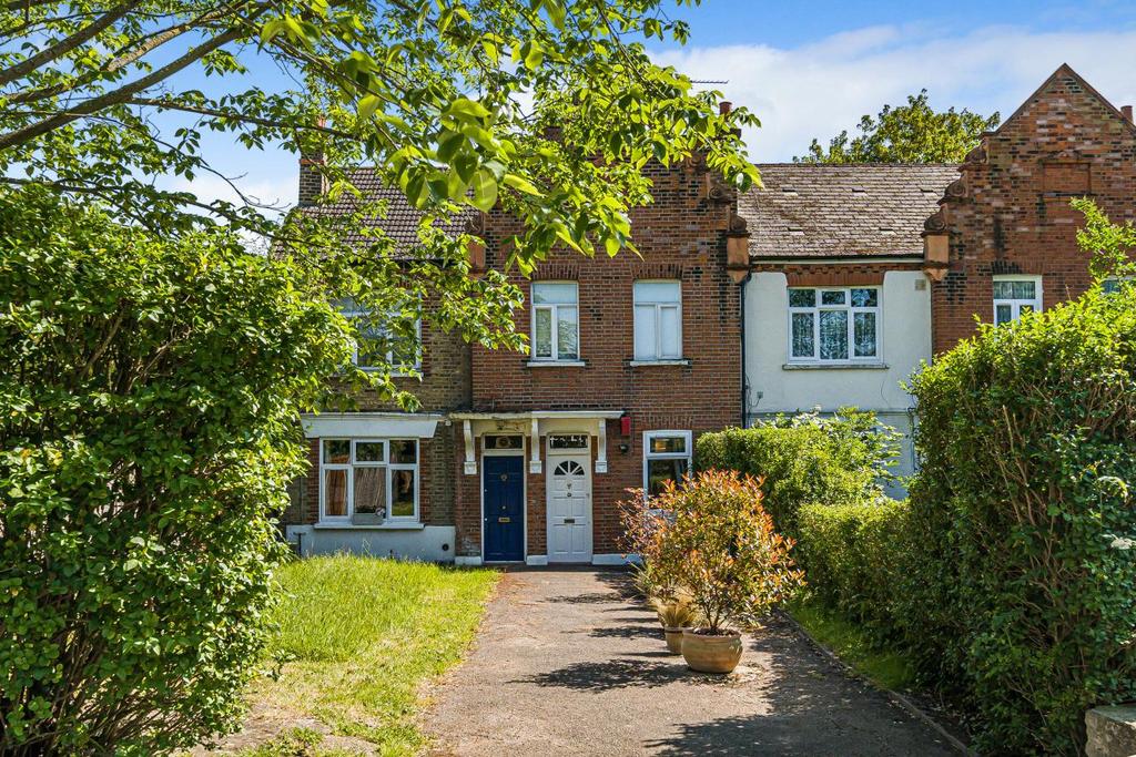 Peak Hill, Sydenham 2 bed for sale £500,000