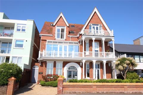 2 bedroom penthouse for sale, Marine Parade West, Lee-On-The-Solent, Hampshire, PO13