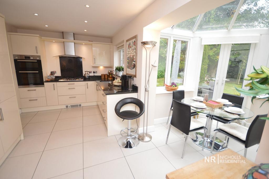 Kitchen / Diner
