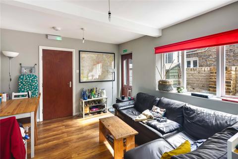 17 Powerscroft Road, London, E5 0PU