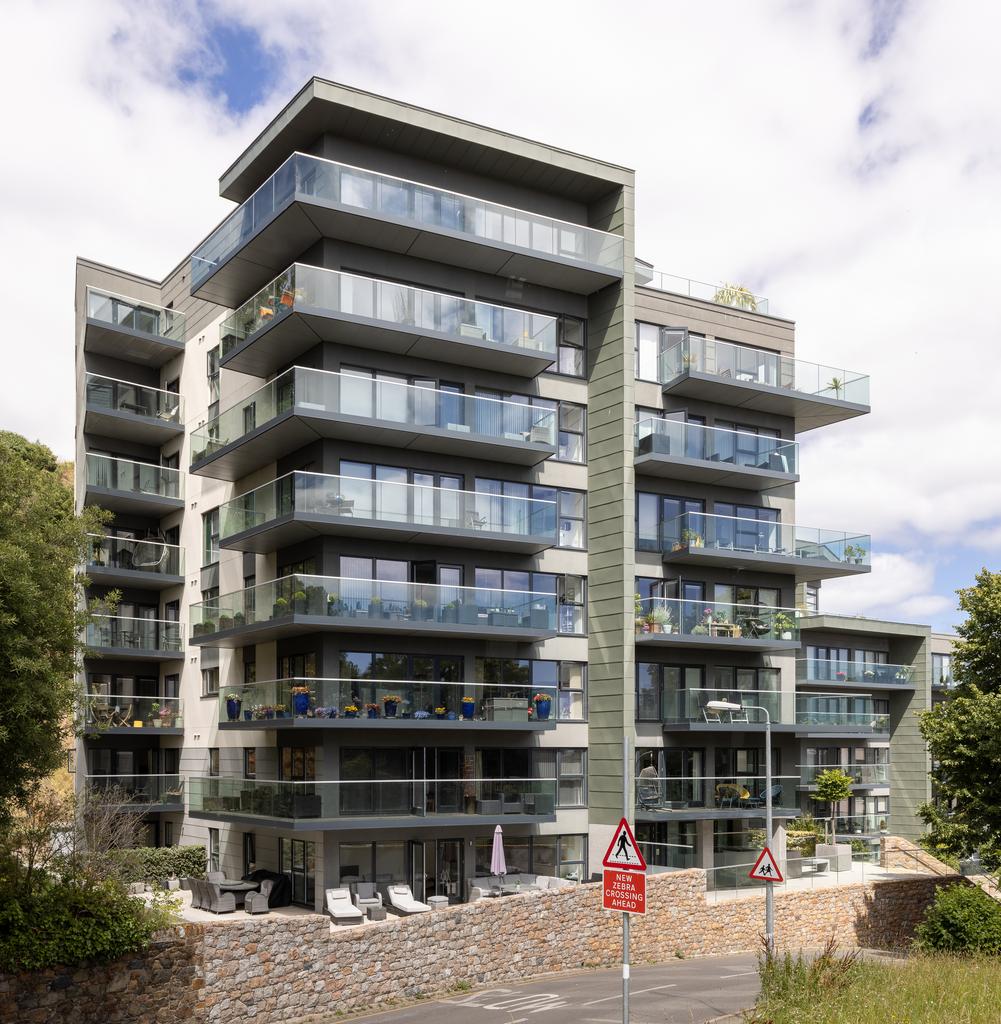 Westmount Road, St. Helier, Jersey 2 bed penthouse for sale £845,000