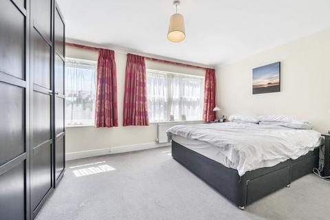 10 Windlesham Grove, London, SW19 6AW