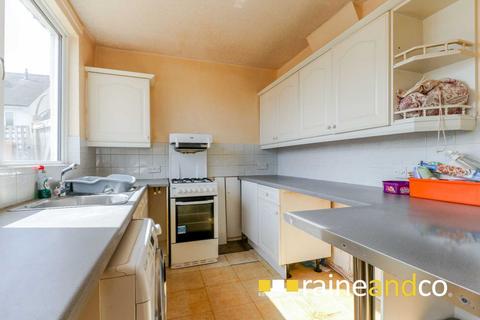 6 Ranskill Road, Borehamwood, WD6 5EY