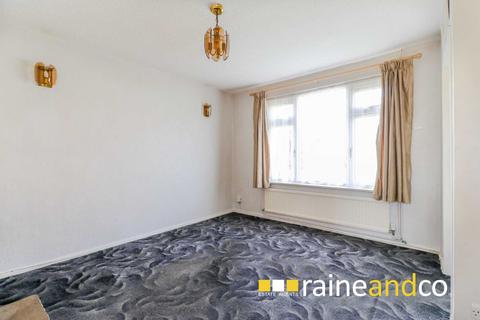 6 Ranskill Road, Borehamwood, WD6 5EY