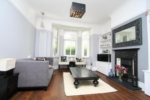 4 bedroom house to rent, Whitehall Gardens, London, UK, W3