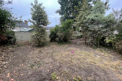 39 Burnell Avenue, Welling, DA16 3HW