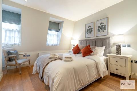 3 bedroom house to rent, Shepherd Street, Mayfair, London, W1J