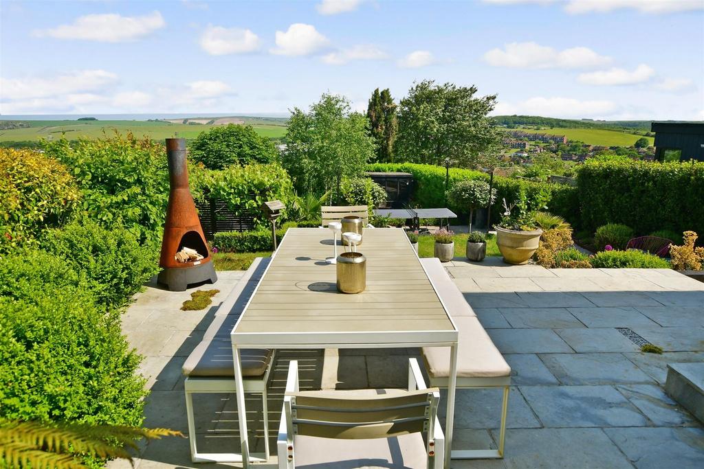 Patio / Decking