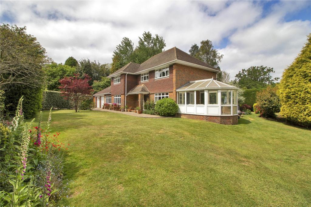 Platt Common, Platt, Sevenoaks, Kent, TN15 4 bed detached house for