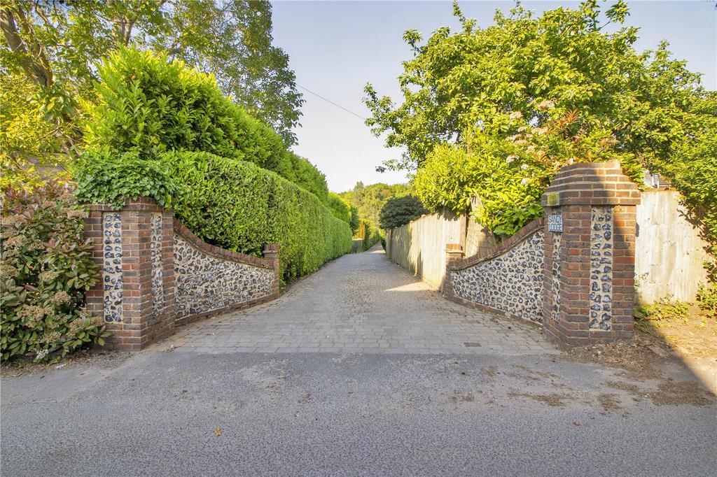 Platt Common, Platt, Sevenoaks, Kent, TN15 4 bed detached house for