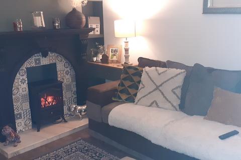 3 bedroom end of terrace house to rent, High Street, Marske-by-the-Sea TS11