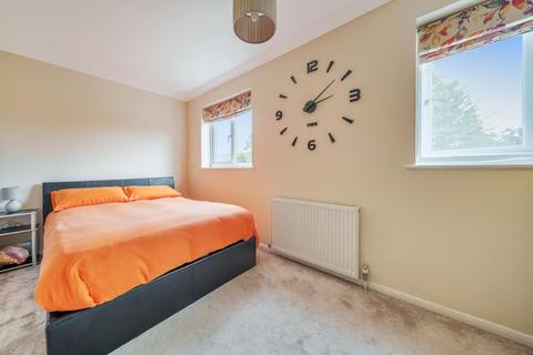 11 Elliott Rise, Ascot, SL5 8NN