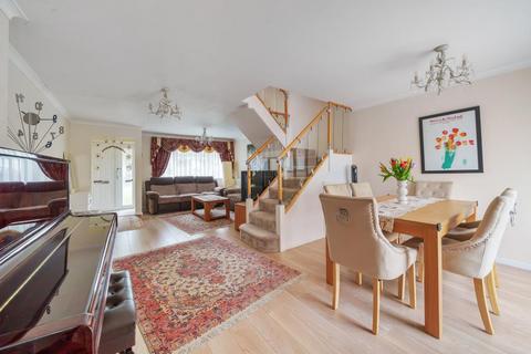 11 Elliott Rise, Ascot, SL5 8NN