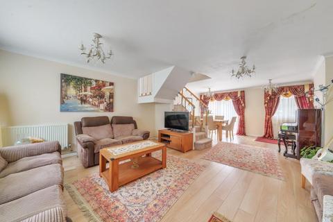 11 Elliott Rise, Ascot, SL5 8NN